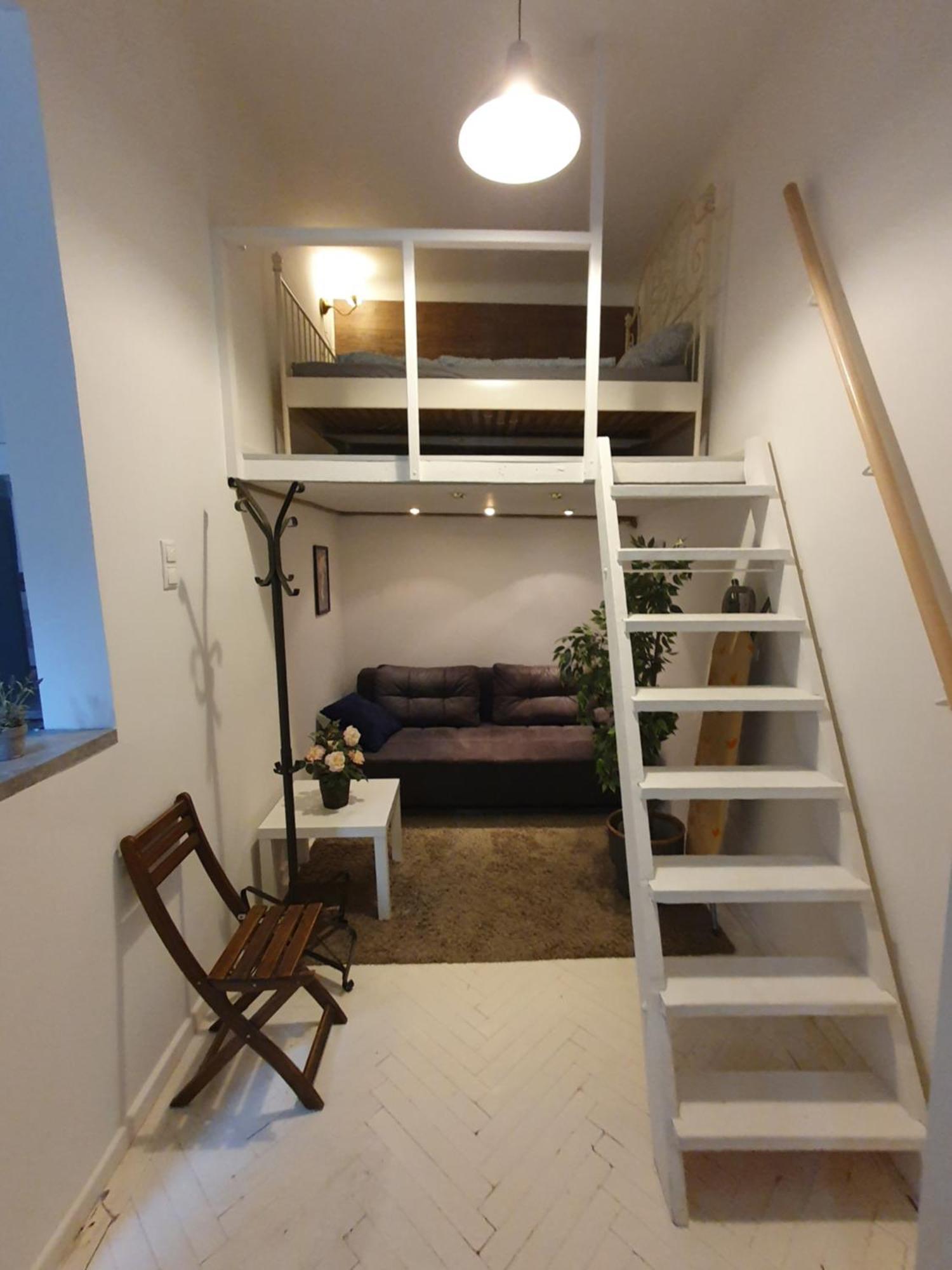 Cozy Studio Apartment With Air Condition — Photos 1